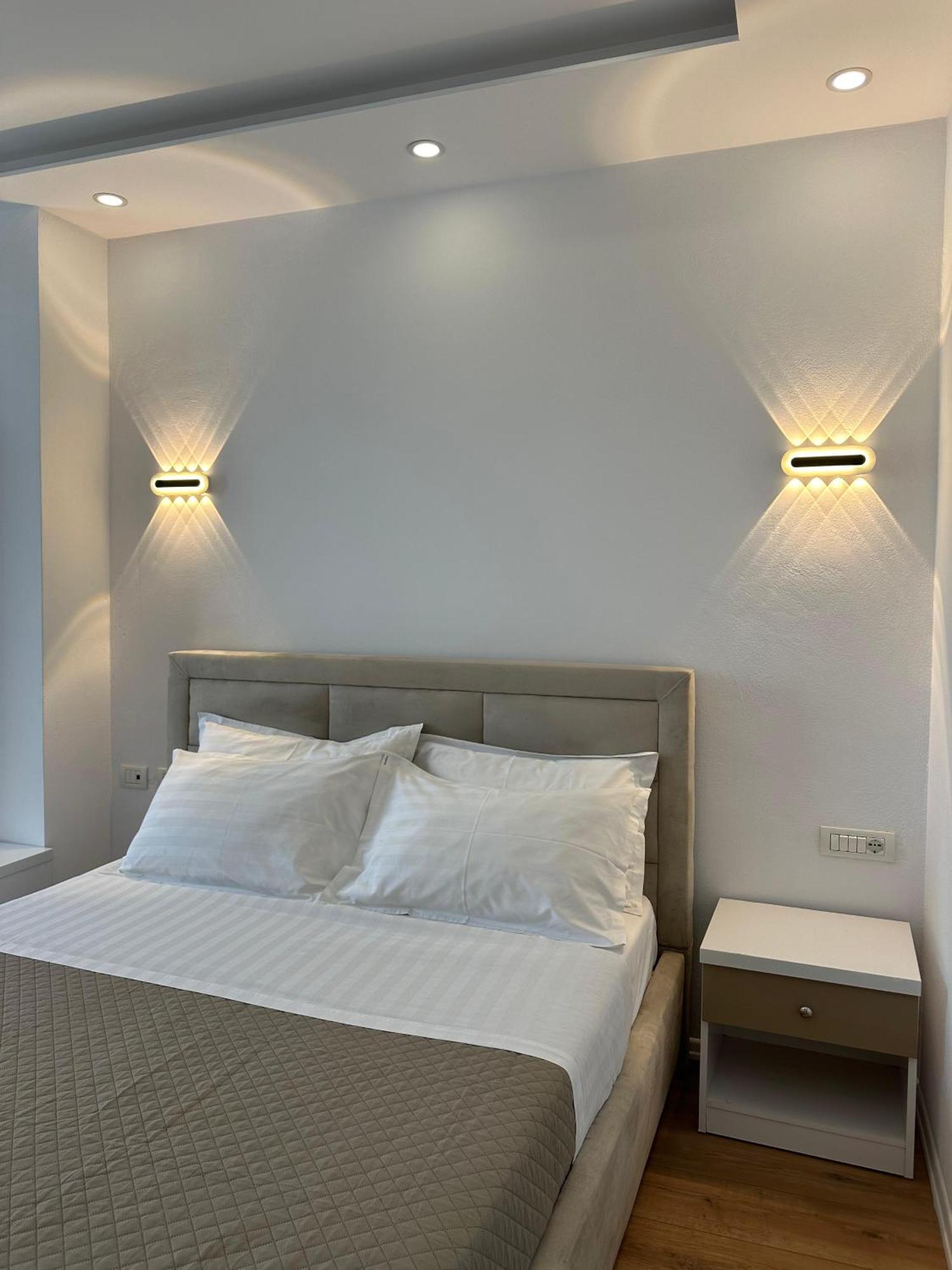 Hotel Arberia Tiranë Ngoại thất bức ảnh