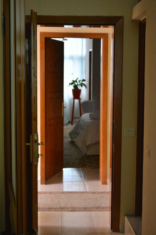 Hotel Arberia Tiranë Ngoại thất bức ảnh