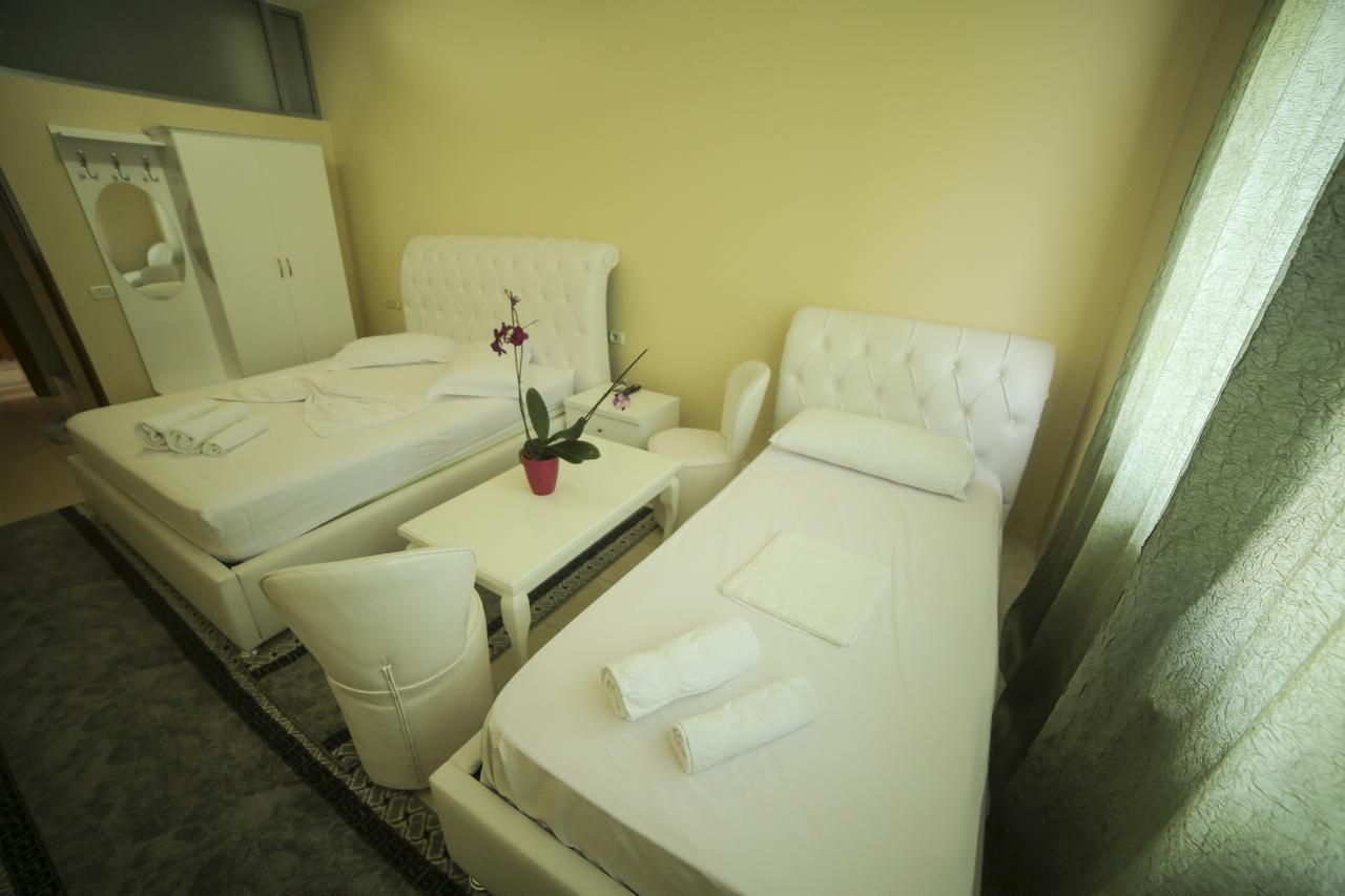 Hotel Arberia Tiranë Ngoại thất bức ảnh