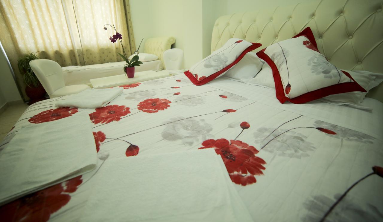 Hotel Arberia Tiranë Ngoại thất bức ảnh